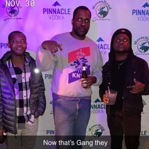 Meet your Posher, Obie